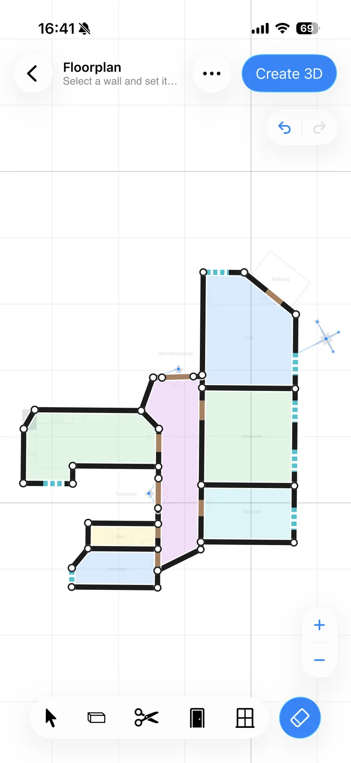 Floorplan editor with drawn rooms, doors, and windows ready to create a 3D model